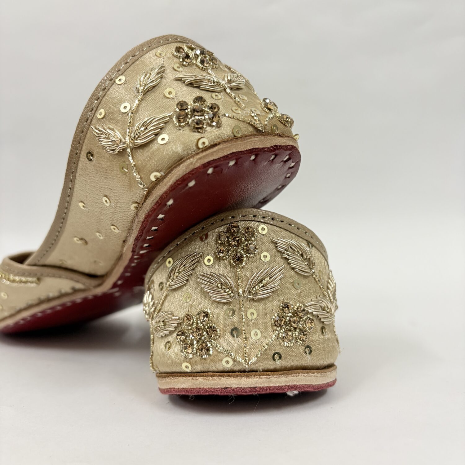Gold Label Jutti - Image 7
